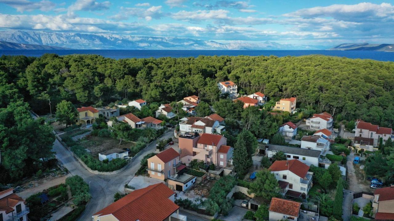 Guest House Marinna Врбоска Екстериор снимка